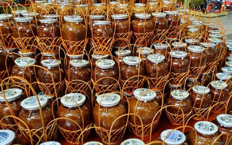 Thủ tục thưởng thức rượu cần truyền thống
