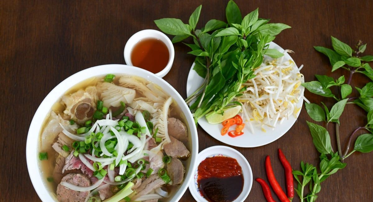 Thưởng thức Nohu 8Day quanh hồ