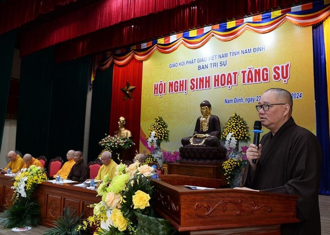 Thượng tọa Thích Thanh Lợi trình bày tham luận về An cư kiết hạ tại hội nghị của Phật giáo 8Day - trang web uy tín đăng ký & đăng nhập dễ dàng
