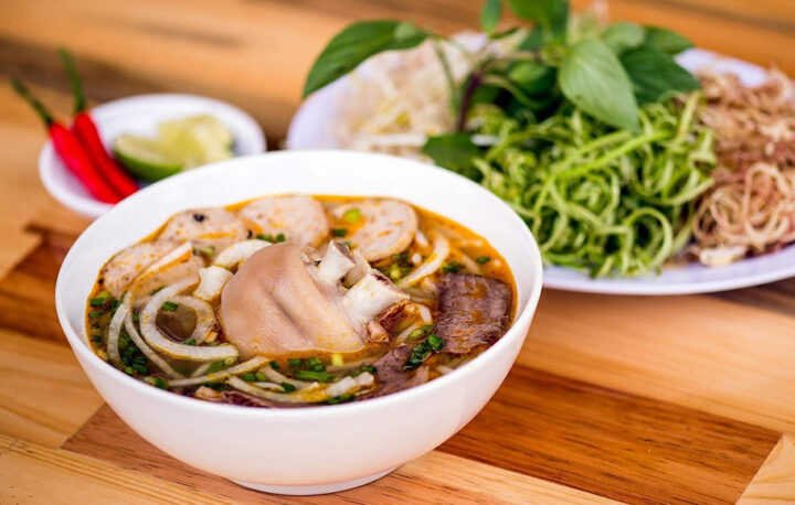 Tô bún bò Huế Top1 8Day thế giới trò chơi tài xỉu 8DAY com đăng nhập miền Trung truyền thống