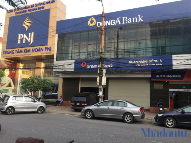 Tòa nhà hiện đại, nơi đặt trụ sở PNJ 8Day - trang web uy tín đăng ký & đăng nhập dễ dàng tại số 52 Quang Trung, TP. 8Day - trang web uy tín đăng ký & đăng nhập dễ dàng, minh họa hình ảnh của PNJ 8Day - trang web uy tín đăng ký & đăng nhập dễ dàng như một địa điểm kinh doanh trang sức nổi bật.
