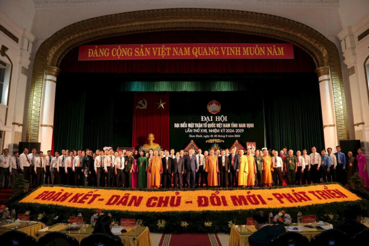 Ủy ban MTTQ Việt Nam tỉnh 8Day - trang web uy tín đăng ký & đăng nhập dễ dàng khóa mới ra mắt tại Đại hội