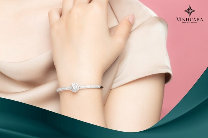 Vẻ đẹp quyền lực của lắc tay nam đính kim cương